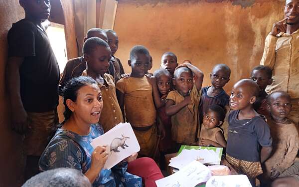 Img rokusan with baka children